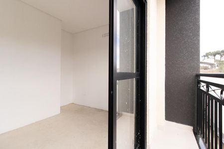 Sacada de casa de condomínio à venda com 3 quartos, 139m² em Uberaba, Curitiba