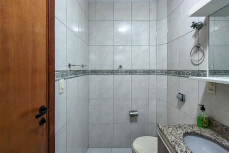 Apartamento para alugar com 75m², 2 quartos e 1 vaga Apartamento para alugar com 75m², 2 quartos e 1 vagaBanheiro