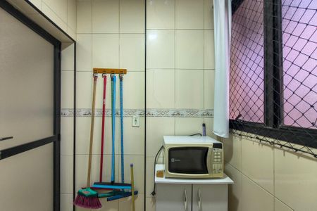 Apartamento para alugar com 75m², 2 quartos e 1 vaga Apartamento para alugar com 75m², 2 quartos e 1 vagaÁrea de Serviço
