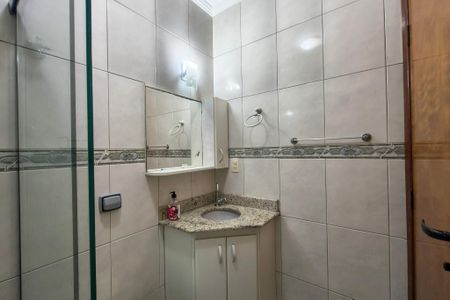 Apartamento para alugar com 75m², 2 quartos e 1 vaga Apartamento para alugar com 75m², 2 quartos e 1 vagaBanheiro da Suíte