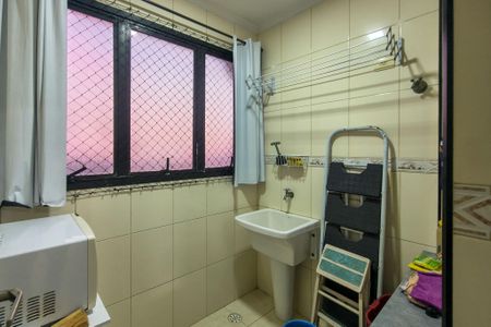 Apartamento para alugar com 75m², 2 quartos e 1 vaga Apartamento para alugar com 75m², 2 quartos e 1 vagaÁrea de Serviço