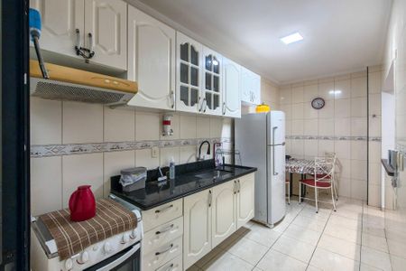 Apartamento para alugar com 75m², 2 quartos e 1 vaga Apartamento para alugar com 75m², 2 quartos e 1 vagaCozinha