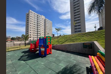 Apartamento para alugar com 50m², 2 quartos e 1 vaga Apartamento para alugar com 50m², 2 quartos e 1 vagaÁrea comum - Playground