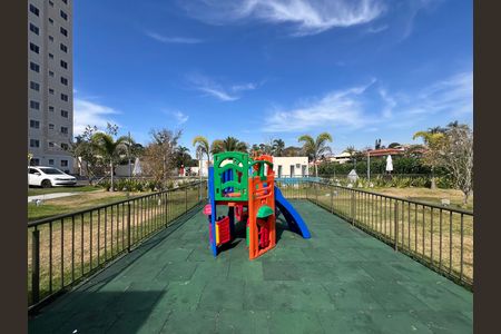 Apartamento para alugar com 50m², 2 quartos e 1 vaga Apartamento para alugar com 50m², 2 quartos e 1 vagaÁrea comum - Playground