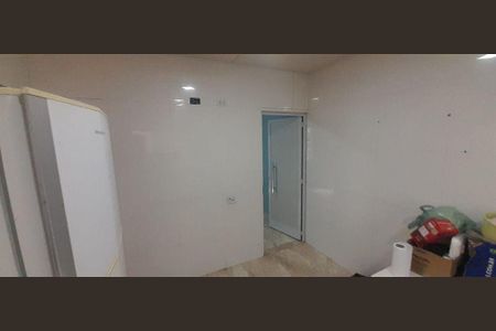 Casa à venda com 4 quartos, 210m² em Jardim Paraiso, Barueri