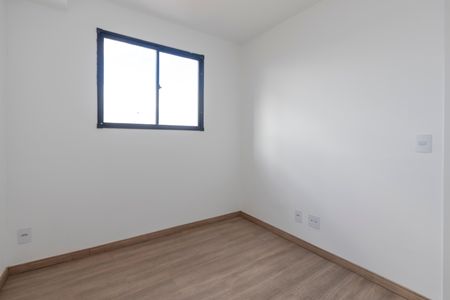 Quarto 1 de apartamento para alugar com 2 quartos, 38m² em Jardim Aeroporto, São Paulo