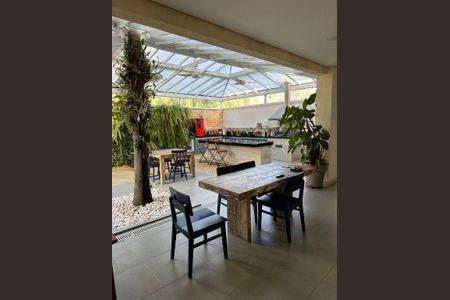 Casa à venda com 4 quartos, 460m² em Tamboré, Santana de Parnaíba