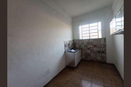 Casa para alugar com 35m², 1 quarto e 1 vaga