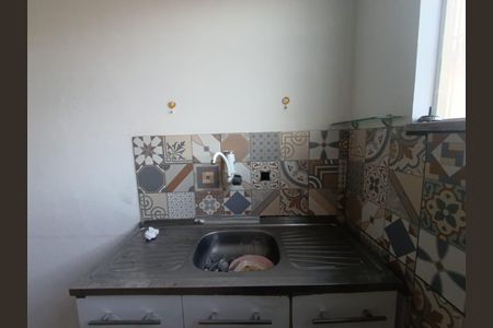 Casa para alugar com 35m², 1 quarto e 1 vaga