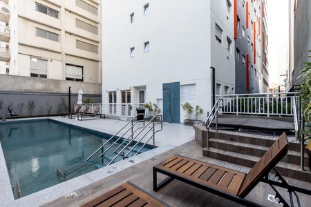 Apartamento para alugar com 24m², 1 quarto e sem vaga Apartamento para alugar com 24m², 1 quarto e sem vagaPiscina