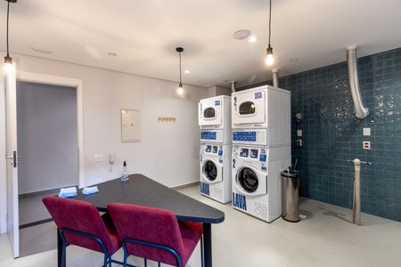 Apartamento para alugar com 24m², 1 quarto e sem vaga Apartamento para alugar com 24m², 1 quarto e sem vagaLavanderia