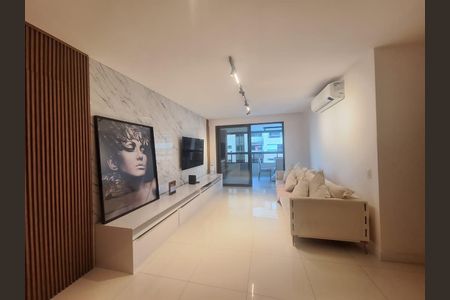 Apartamento para alugar com 137m², 3 quartos e 2 vagas
