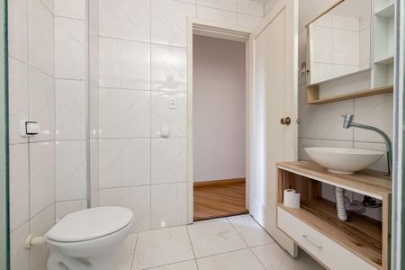 Apartamento à venda com 112m², 3 quartos e sem vaga Apartamento à venda com 112m², 3 quartos e sem vagaBanheiro
