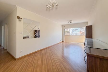 Apartamento à venda com 112m², 3 quartos e sem vaga Apartamento à venda com 112m², 3 quartos e sem vagaSala