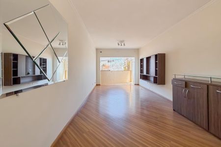 Apartamento à venda com 112m², 3 quartos e sem vaga Apartamento à venda com 112m², 3 quartos e sem vagaSala