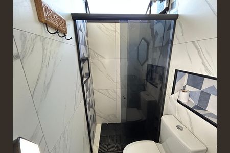 Apartamento para alugar com 60m², 2 quartos e sem vagaBanheiro