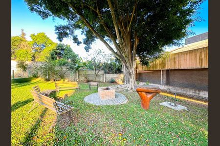Casa de condomínio à venda com 206m², 4 quartos e 2 vagas