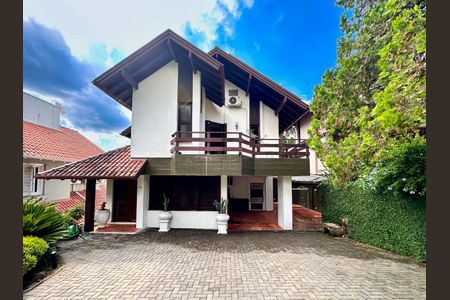 Casa de condomínio à venda com 206m², 4 quartos e 2 vagas