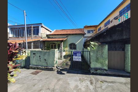 Fachada de casa de condomínio para alugar com 3 quartos, 60m² em Santa Rosa, Niterói