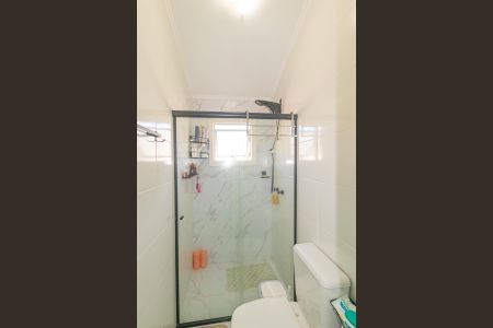 Casa de condomínio à venda com 89m², 3 quartos e 2 vagas Casa de condomínio à venda com 89m², 3 quartos e 2 vagasBanheiro social
