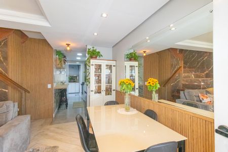 Casa de condomínio à venda com 89m², 3 quartos e 2 vagas Casa de condomínio à venda com 89m², 3 quartos e 2 vagasSala
