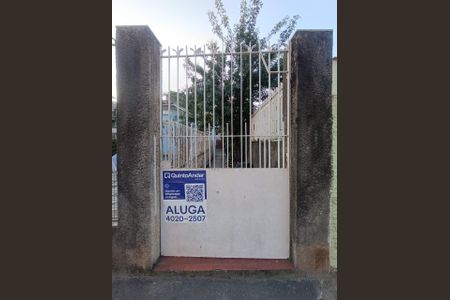 Placa de casa para alugar com 1 quarto, 35m² em Centro, Nilópolis