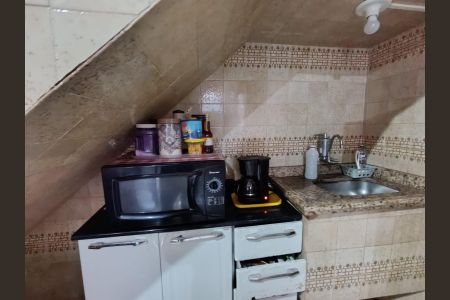 Casa para alugar com 1 quarto, 35m² em Centro, Nilópolis