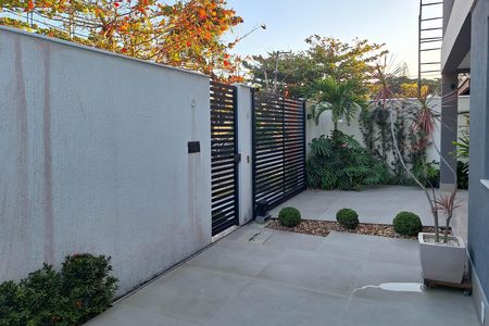 Casa para alugar com 192m², 3 quartos e 2 vagas Casa para alugar com 192m², 3 quartos e 2 vagasQuintal