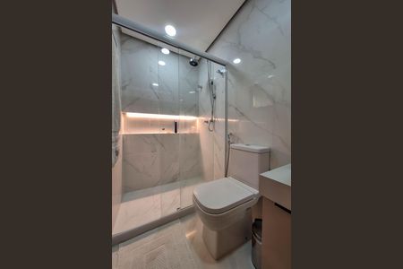 Casa para alugar com 192m², 3 quartos e 2 vagas Casa para alugar com 192m², 3 quartos e 2 vagasBanheiro da Suíte 2