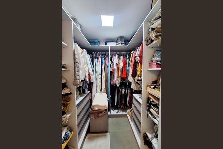 Closet da suíte 2 de casa para alugar com 3 quartos, 192m² em Itaipu, Niterói