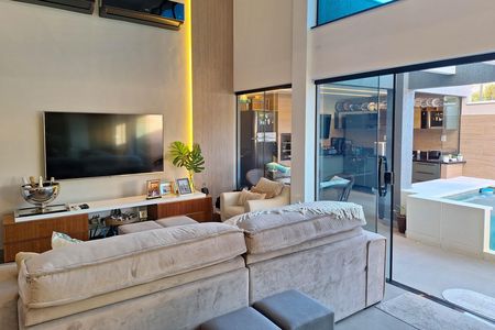 Casa para alugar com 192m², 3 quartos e 2 vagas Casa para alugar com 192m², 3 quartos e 2 vagasSala