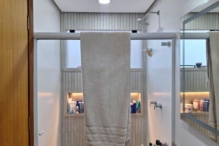 Casa para alugar com 192m², 3 quartos e 2 vagas Casa para alugar com 192m², 3 quartos e 2 vagasBanheiro da Suíte 1