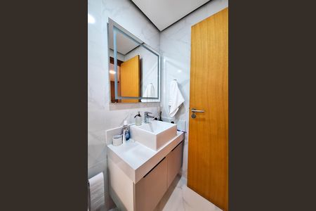 Casa para alugar com 192m², 3 quartos e 2 vagas Casa para alugar com 192m², 3 quartos e 2 vagasSuíte 2