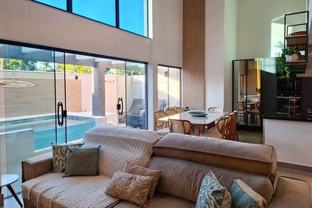 Casa para alugar com 192m², 3 quartos e 2 vagas Casa para alugar com 192m², 3 quartos e 2 vagasSala