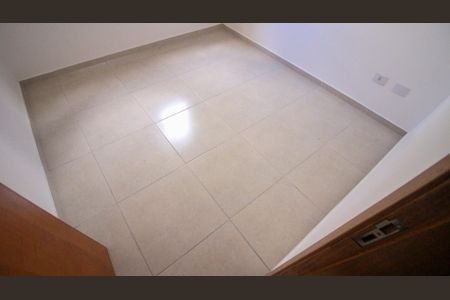 Apartamento para alugar com 39m², 2 quartos e sem vaga