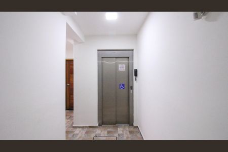 Apartamento para alugar com 39m², 2 quartos e sem vaga