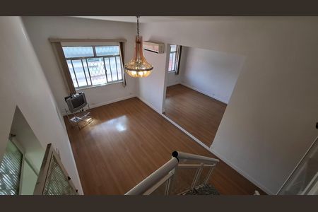Casa à venda com 315m², 4 quartos e 3 vagas