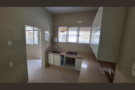 Casa à venda com 315m², 4 quartos e 3 vagas