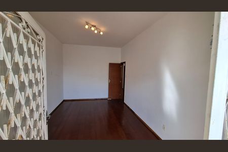 Casa à venda com 315m², 4 quartos e 3 vagas