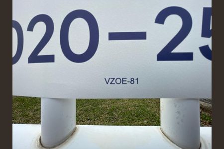 Casa à venda com 130m², 2 quartos e 5 vagas Casa à venda com 130m², 2 quartos e 5 vagasPlaca Instalada em 10/07/2026 - Cod.VZOE-81