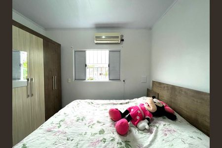 Casa à venda com 130m², 2 quartos e 5 vagas