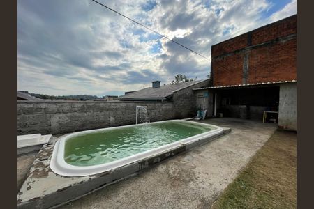 Casa à venda com 130m², 2 quartos e 5 vagas