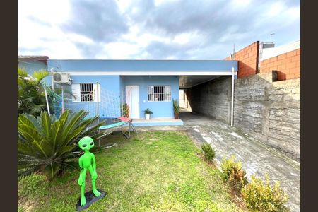 Casa à venda com 130m², 2 quartos e 5 vagas