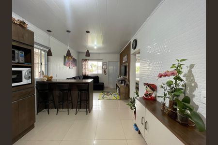 Casa à venda com 130m², 2 quartos e 5 vagas
