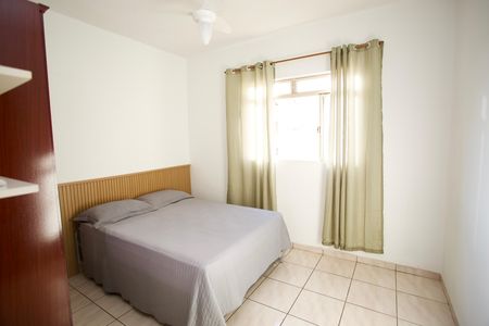 Casa à venda com 280m², 3 quartos e 2 vagas Casa à venda com 280m², 3 quartos e 2 vagasQuarto 2