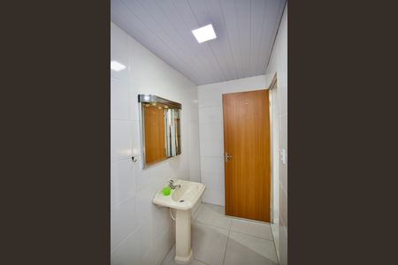 Casa à venda com 280m², 3 quartos e 2 vagas Casa à venda com 280m², 3 quartos e 2 vagasLavabo