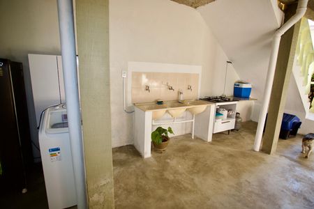 Cozinha e Área de Serviço de casa à venda com 3 quartos, 280m² em Santa Cruz (barreiro), Belo Horizonte