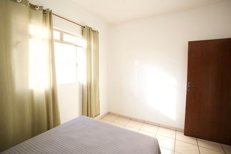 Casa à venda com 280m², 3 quartos e 2 vagas Casa à venda com 280m², 3 quartos e 2 vagasQuarto 2