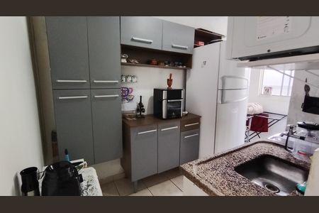 Cozinha de apartamento para alugar com 2 quartos, 60m² em Jardim Europa, Suzano