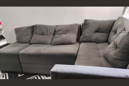 Sala de apartamento para alugar com 2 quartos, 60m² em Jardim Europa, Suzano